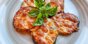 Beitragsbild des Blogbeitrags Melanzani Pizza