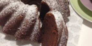 Beitragsbild des Blogbeitrags Adventjause mit Schoko-Zimt-Gugelhupf