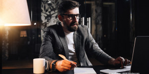 Beitragsbild des Blogbeitrags Stundensatz berechnen als Berater, Trainer und Coach