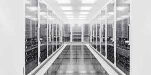 Beitragsbild des Blogbeitrags RAID-Systeme einfach erklärt