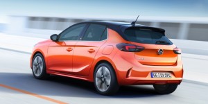 Beitragsbild des Blogbeitrags Opel Corsa-e – Das Fahrerauto unter den Kleinen 