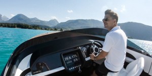 Beitragsbild des Blogbeitrags Luxus E-Boot Marian M 800 im Test