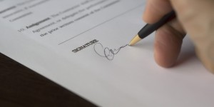 Beitragsbild des Blogbeitrags GmbH gründen – Die wichtigsten Punkte im Überblick