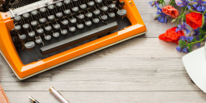 Beitragsbild des Blogbeitrags Autorenhilfe: Eine Anlaufstelle für Neuautor*innen