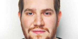 Beitragsbild des Blogbeitrags „Romanes ist eine Sprache, die in den letzten Jahrhunderten Pogromen, Verboten und Tabuisierung ausgesetzt war. Mir ist es einfach sehr wichtig, dass dieses europäische und österreichische Kulturgut gefördert wird.“