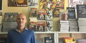 Beitragsbild des Blogbeitrags (Mit) Comics Lesen fördern: Im Gespräch mit Sebastian Broskwa