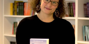 Beitragsbild des Blogbeitrags Im Spotlight: Eine Zeitreise durch die Literaturgeschichte