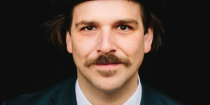 Beitragsbild des Blogbeitrags Ferdinand Schmalz auf der Suche nach „Florian und sein Fäustling“