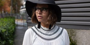 Beitragsbild des Blogbeitrags Sommertrend 2020: Boho Style mit hohem Kragen