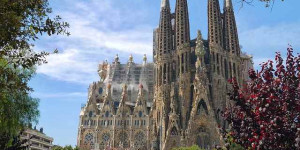 Beitragsbild des Blogbeitrags Reise Ratgeber für Barcelona – Die schönsten Sight-Seeings in Barcelona