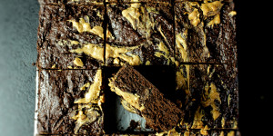 Beitragsbild des Blogbeitrags Erdnussbutter Brownies
