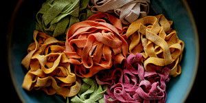 Beitragsbild des Blogbeitrags Bunte Pasta
