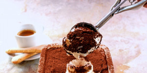 Beitragsbild des Blogbeitrags Tiramisu Eis 