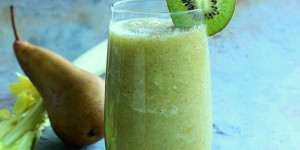 Beitragsbild des Blogbeitrags Kiwi Kick Smoothie 