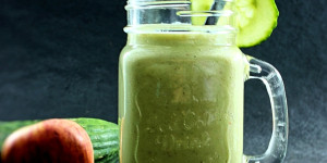 Beitragsbild des Blogbeitrags Gurken-Joghurt Smoothie
