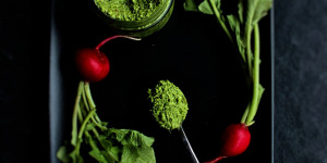 Beitragsbild des Blogbeitrags Radieschengrün Pesto 
