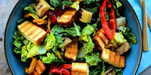 Beitragsbild des Blogbeitrags Grillsalat mit Rhabarber