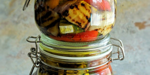 Beitragsbild des Blogbeitrags Sommerliches Grillgemüse mit Feta