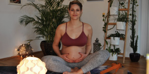 Beitragsbild des Blogbeitrags Yoga in der Schwangerschaft