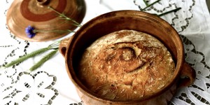 Beitragsbild des Blogbeitrags Knuspriges Weißbrot-Rezept 