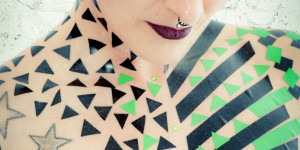 Beitragsbild des Blogbeitrags Marietta Wild mit Klebeband #tapethemodelphotography