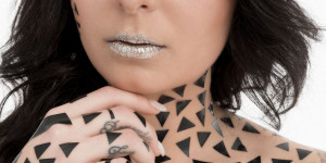 Beitragsbild des Blogbeitrags Fotoshooting im Studio mit Sarah #TapeTheModelPhotography