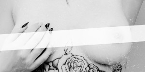 Beitragsbild des Blogbeitrags Erotic Art Female Portrait Shower Girl Underboob Tattoo 