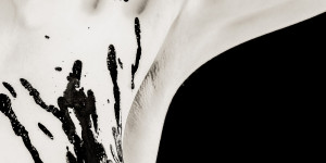 Beitragsbild des Blogbeitrags Fotoshooting mit Flüssiglatex Liquid Latex Photoshooting Female Model Portrait Photography