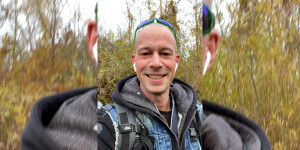 Beitragsbild des Blogbeitrags Foto Tipp: Turnschuhe und Sumpf sind Schwachsinn ;) Die Passende Kleidung für Fotografen…