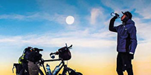Beitragsbild des Blogbeitrags Besser Welt als Nie – Das Buch zum Film: Das Buch zur Reise von Dennis Kailing