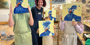 Beitragsbild des Blogbeitrags 3 Tage Kreativ Comic – Acryl – Skulpturen aus Ytong und Draht – Specksteintiere – Handyfotografie Kinder-Kunstprogramm 2024 Malwerkstatt Martina Brandl Steiermark Österreich
