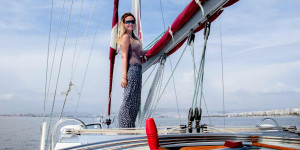 Beitragsbild des Blogbeitrags Visiting the Athens Riviera – Swap the City for the Saronic Gulf