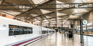 Beitragsbild des Blogbeitrags Travel in Spain by Train: AVE Guide for a Renfe Rail Adventure 