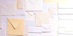 Beitragsbild des Blogbeitrags Kundenmanagement mit gratis Email-Marketing-Tools