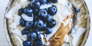 Beitragsbild des Blogbeitrags 4 einfache Heidelbeer-Rezepte