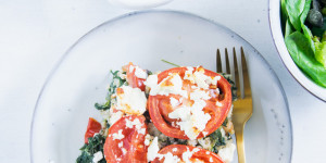 Beitragsbild des Blogbeitrags Bulgur-Spinatauflauf mit Kichererbsen und Feta