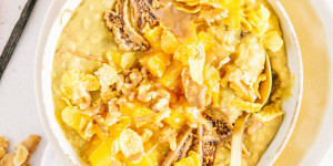 Beitragsbild des Blogbeitrags Orangen-Vanille Protein-Porridge