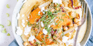 Beitragsbild des Blogbeitrags Schmorgemüse mit Cremepolenta