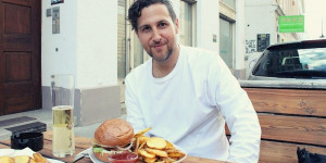 Beitragsbild des Blogbeitrags Interview mit Schriftsteller Roman Klementovic