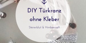 Beitragsbild des Blogbeitrags DIY Weihnachts-Türkranz ohne Heißklebepistole 