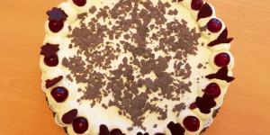 Beitragsbild des Blogbeitrags Schwarzwälder Kirschtorte | Tortenklassiker für jeden Anlass