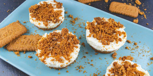 Beitragsbild des Blogbeitrags Mini Lotus Cheesecakes | Einfaches no bake Rezept