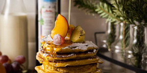 Beitragsbild des Blogbeitrags Weihnachtliche Pancakes mit Darbo Wintersirup [Anzeige] 