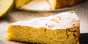 Beitragsbild des Blogbeitrags Couscous Topfen Apfel Kuchen 