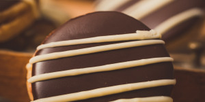 Beitragsbild des Blogbeitrags Brabanter Krapferl – fruchtig, schokoladige Weihnachtskekse