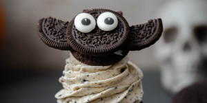 Beitragsbild des Blogbeitrags Halloween Cupcakes – Rezept und Anleitung