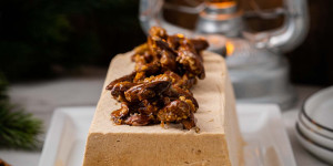 Beitragsbild des Blogbeitrags Zimtparfait Rezept – das perfekte Weihnachtsdessert