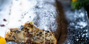 Beitragsbild des Blogbeitrags Marzipan Nuss Stollen – Traditionsgebäck aus Tirol