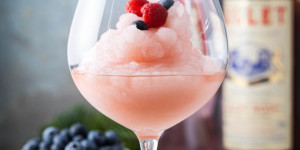 Beitragsbild des Blogbeitrags Lillet Sorbet – das perfekte Dessert zum feiern