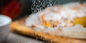 Beitragsbild des Blogbeitrags Apfelschichtkuchen – sehr einfacher Apfelkuchen